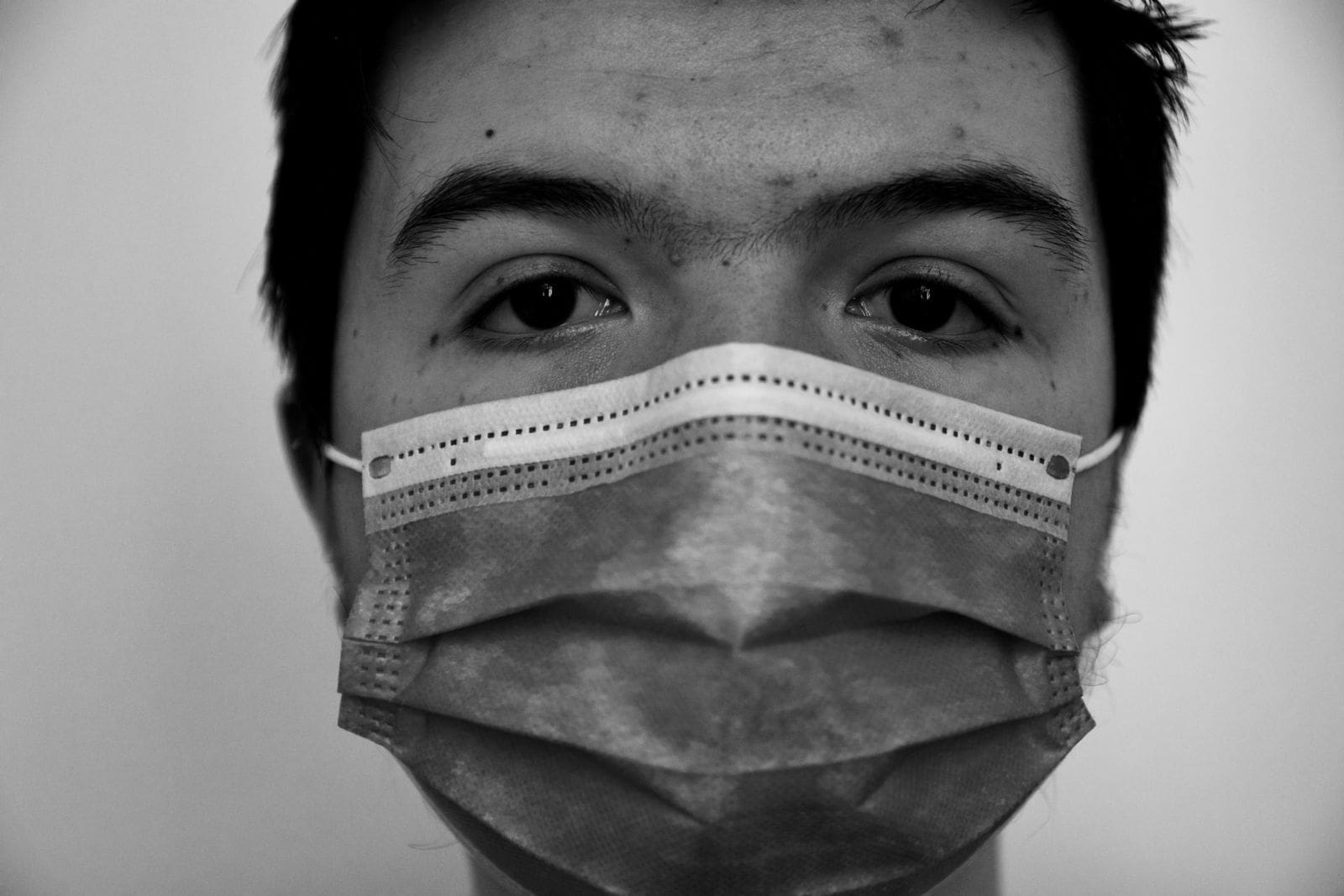 Man wearing a medical face mask